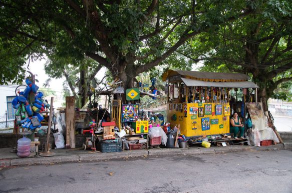 Ateliê Chamego Bozolandia de Getulio Damado Ateliê Chamego Bozolandia de Getulio Damado