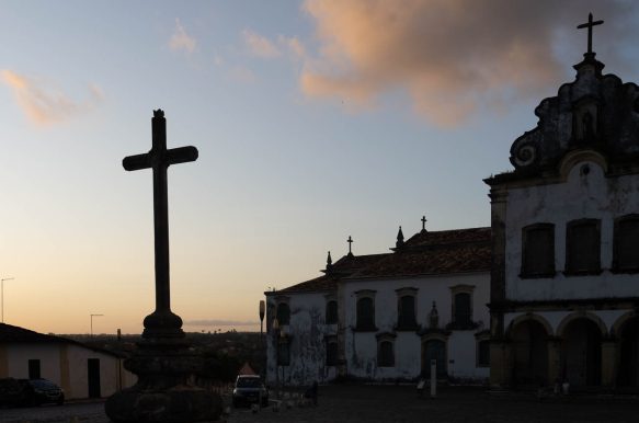 Feitas de Pano : Bonecas que falam, Bonecas que cantam. Feitas de Pano : Bonecas que falam, Bonecas que cantam.