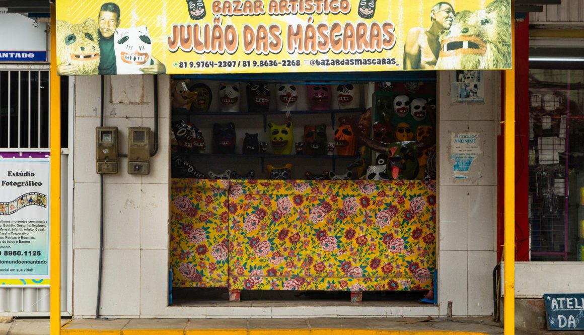 SAP 214 - Fachada do Bazar artístico Julião das Máscaras, 29/
