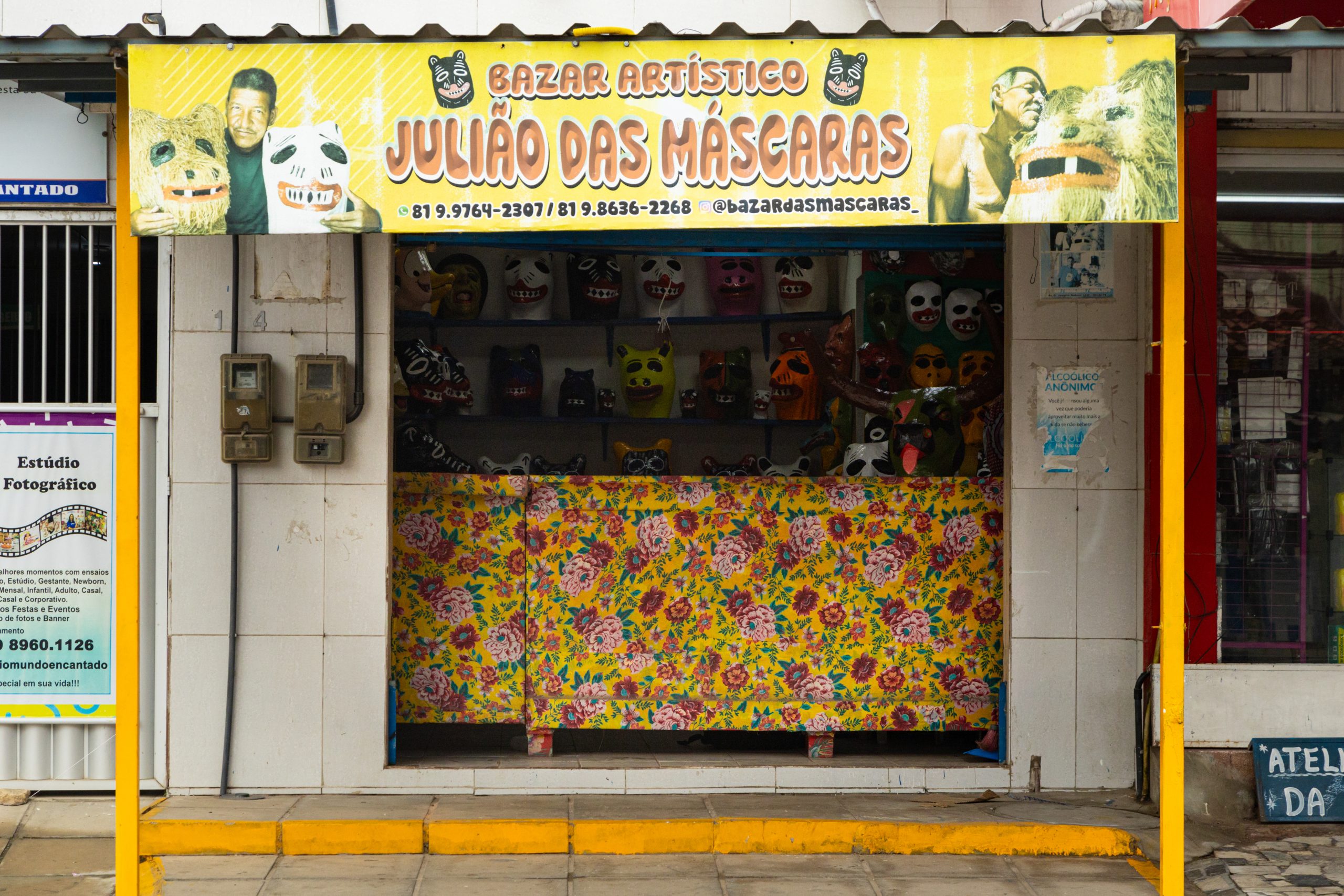 SAP 214 - Fachada do Bazar artístico Julião das Máscaras, 29/